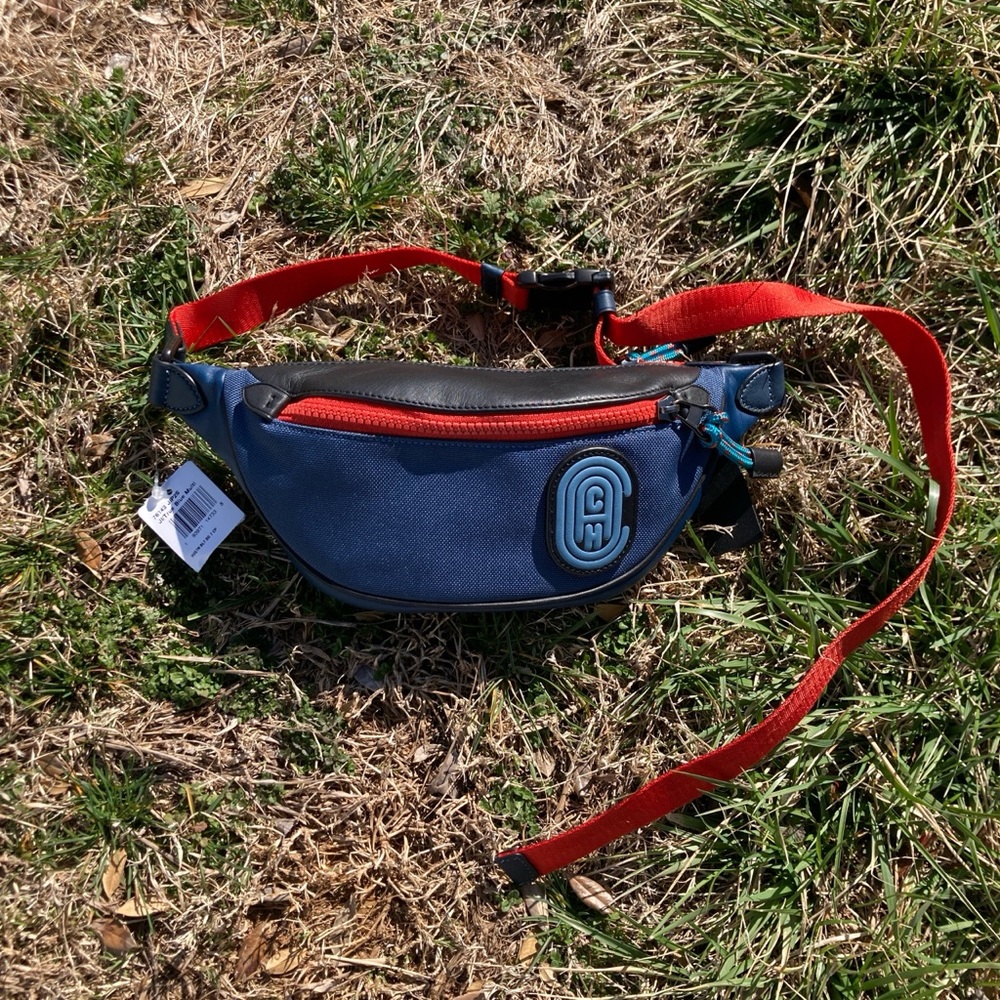 New with tags coach belt bag